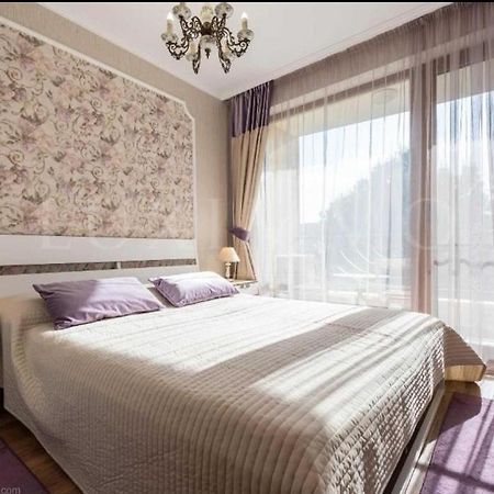 Luxury Apartment Amalfi 300 M From The Beach Varna Buitenkant foto